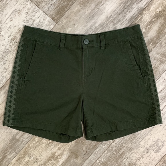 Eddie Bauer Pants - Eddie Bauer Green Side Stripe Hiking Shorts